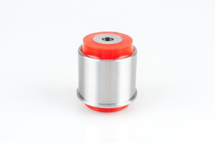 Tesla Model S AWD - Poliuretanowa tuleja wahacza przedniego, górnego