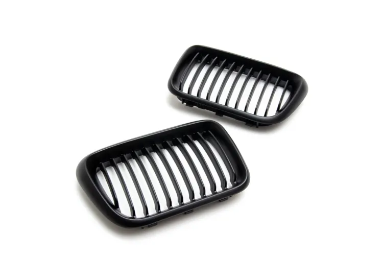 Grill (atrapa) czarny BMW E36 10.96-08.99 Black