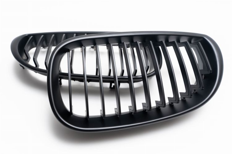 Grill (atrapa) czarny BMW E60 / E61 07.03-2010 Black