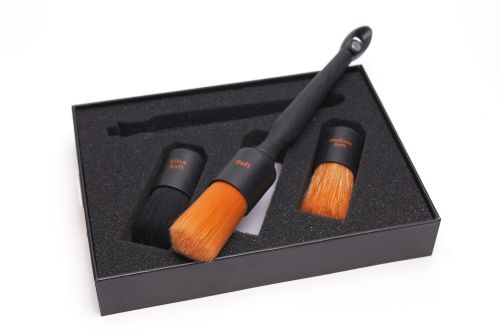 Zestaw pędzelków z wymiennymi główkami o różnej twardości - ADBL Round Detailing Brush Pro Set