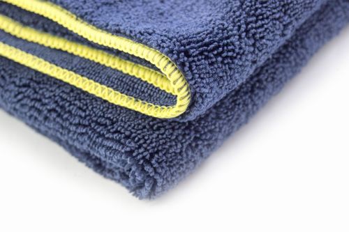 Fluffer - Ręcznik do osuszania z żółtym obszyciemBardzo duży ręcznik z mikrofibry 60 x 90 cm