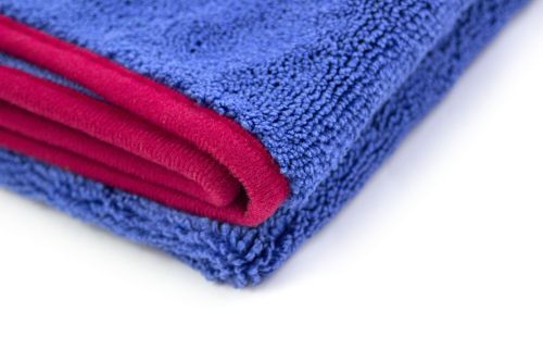 Fluffer - Ręcznik do osuszania z czerwoną lamelką 60 cm szeroki i 90 cm długi o gramaturze 550g/m2