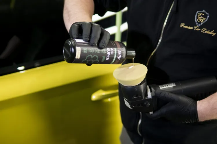 Elite Detailer AIO Super 500ml - Środek all in one do oczyszczania i nabłyszczania lakieru