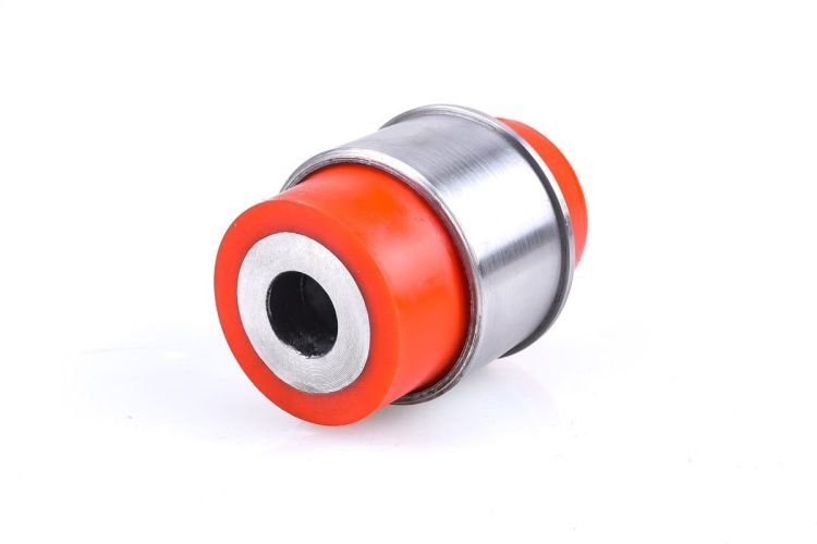 Tesla Model S AWD - Poliuretanowa tuleja wahacza przedniego dolnego (zewnętrzna)